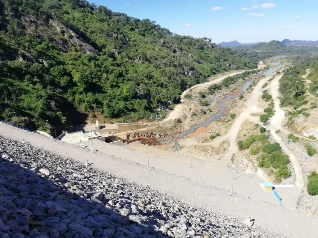 A new town emerges at Tugwi Mukosi dam